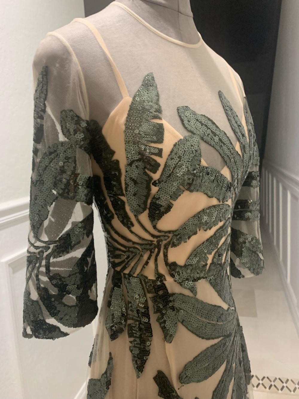 Elie Saab Embroidered Tulle Midi Dress Size 34 - Picture 8 of 16